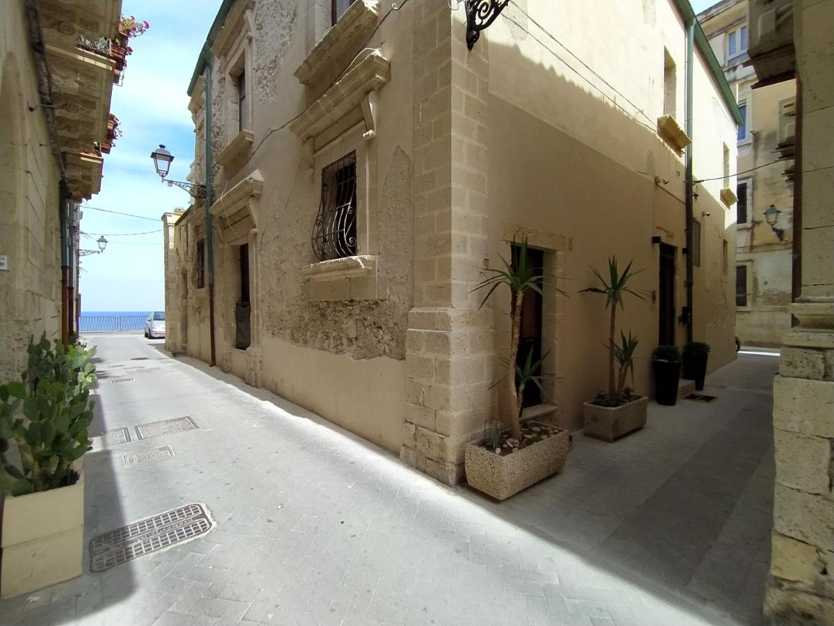La Punta Di Ortigia Holiday Home シラクーサ エクステリア 写真