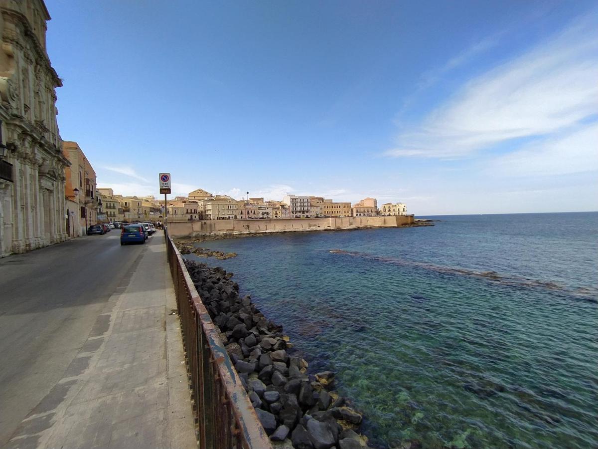 La Punta Di Ortigia Holiday Home シラクーサ エクステリア 写真